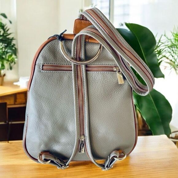 NWT Gorgeous Valentina Tan Italian Genuine Leather Convertible Sling Backpack Ba main image 13